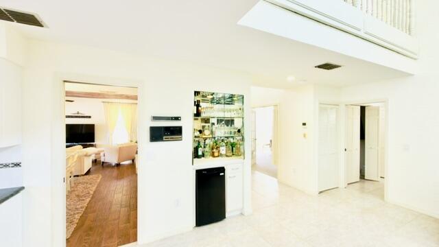 VILLA DESTE CONDO - Residential