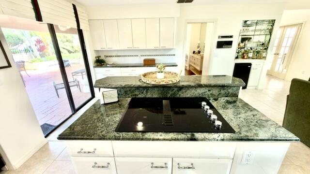 VILLA DESTE CONDO - Residential