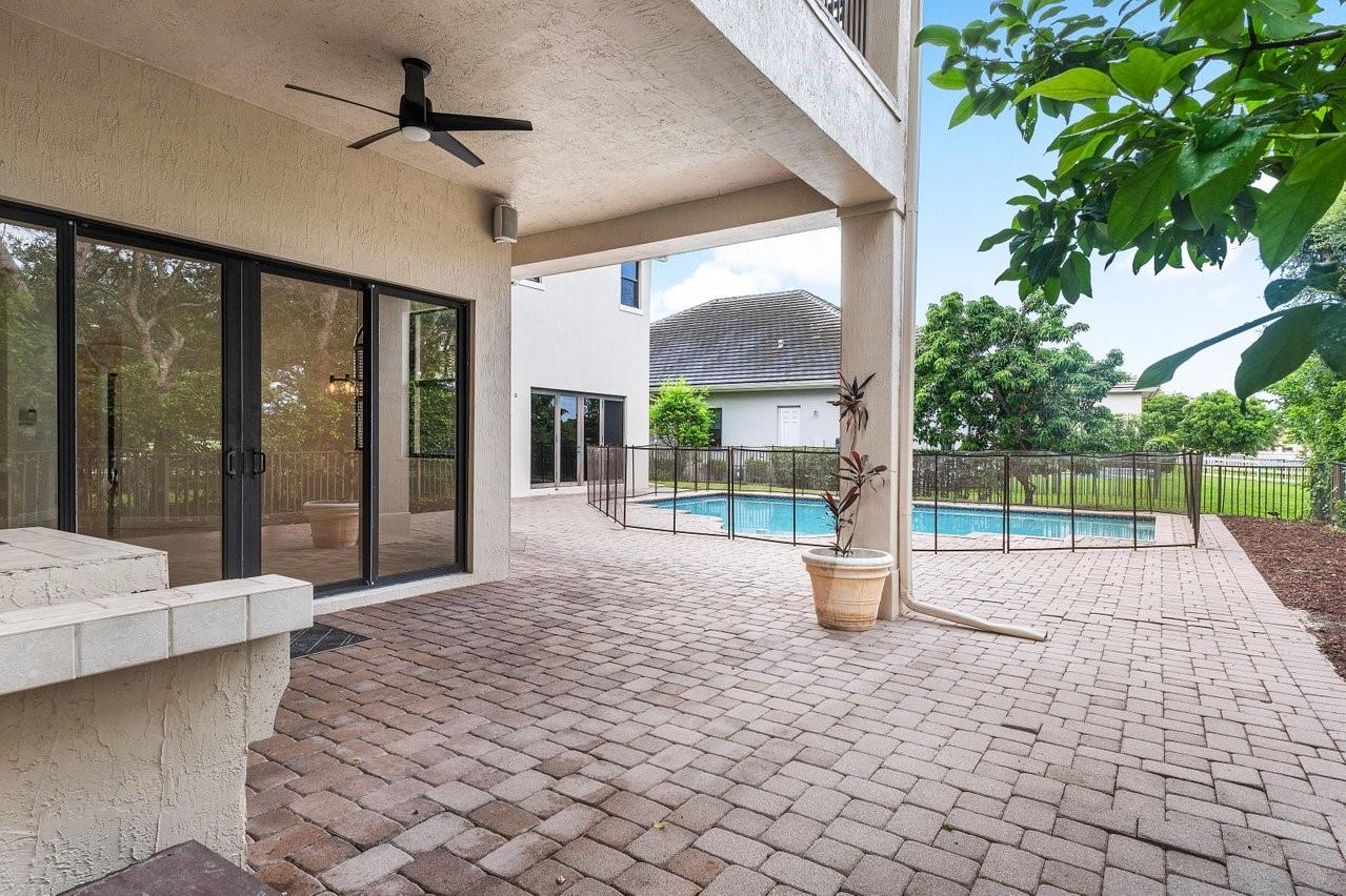 Equus Agr PUD Ph 02 - Residential Lease