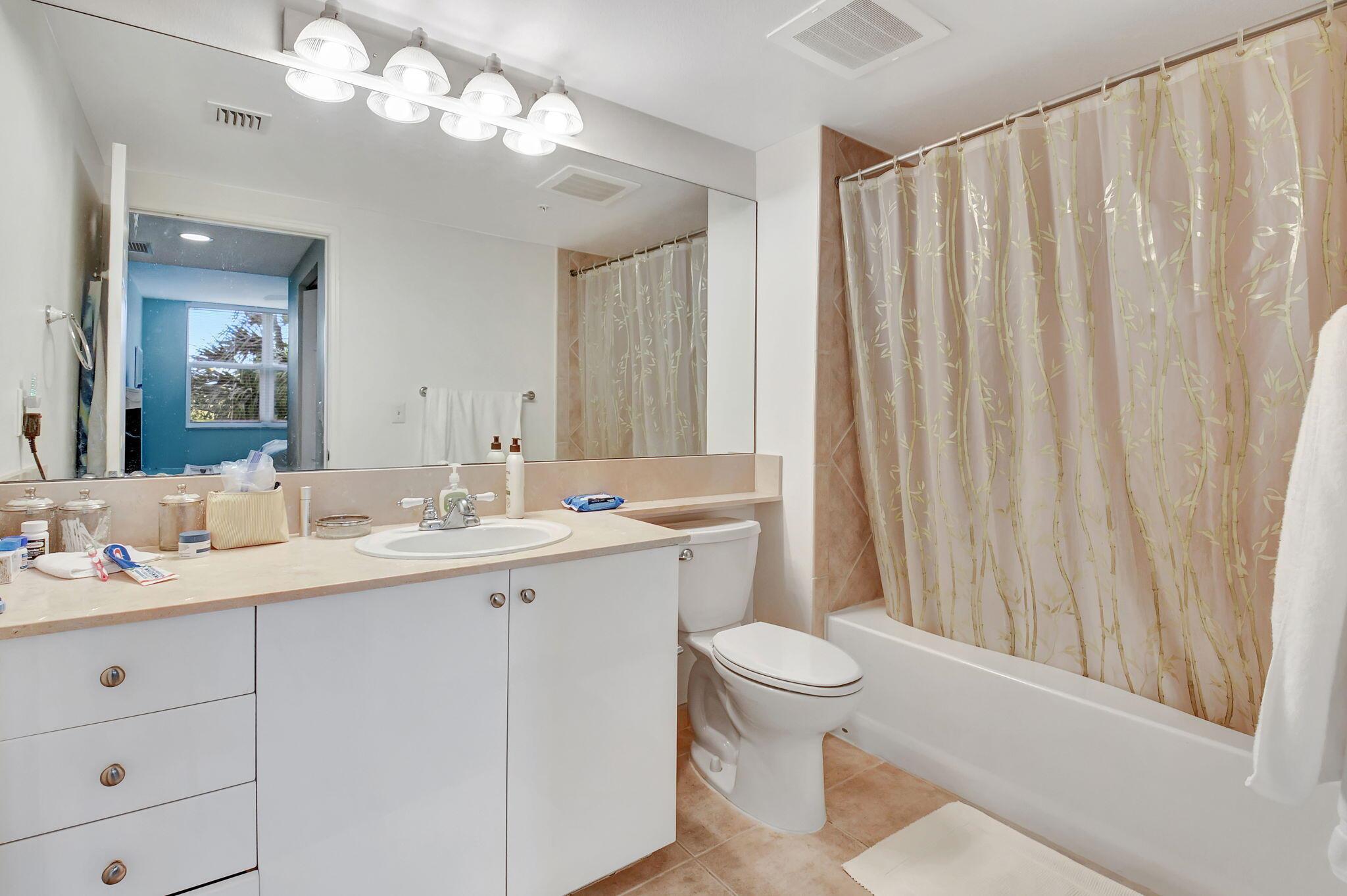 MARINA VILLAGE AT BOYNTON - Residential Lease