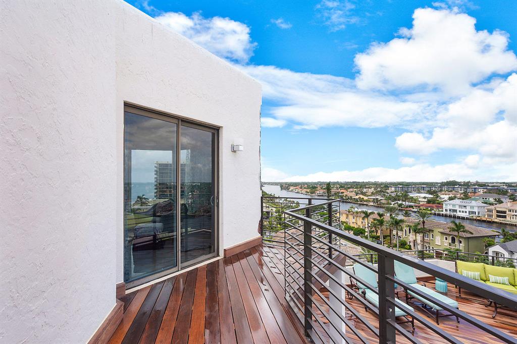 TOWNHOUSES OF HIGHLAND BE - Residential