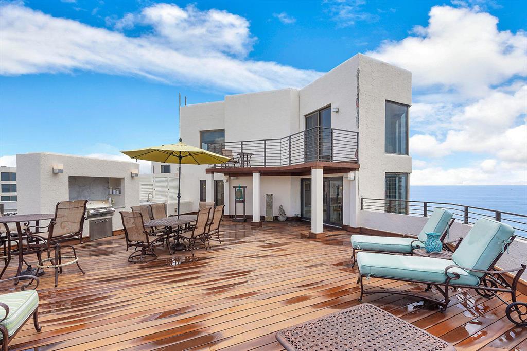 TOWNHOUSES OF HIGHLAND BE - Residential