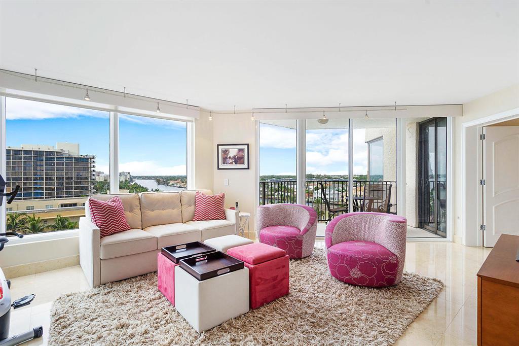 TOWNHOUSES OF HIGHLAND BE - Residential