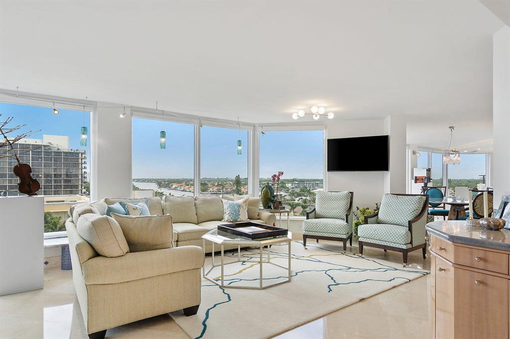 TOWNHOUSES OF HIGHLAND BE - Residential