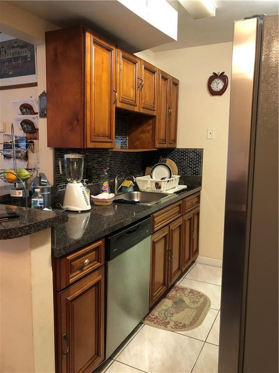 STONEBRIDGE GARDENS SECTION - Residential