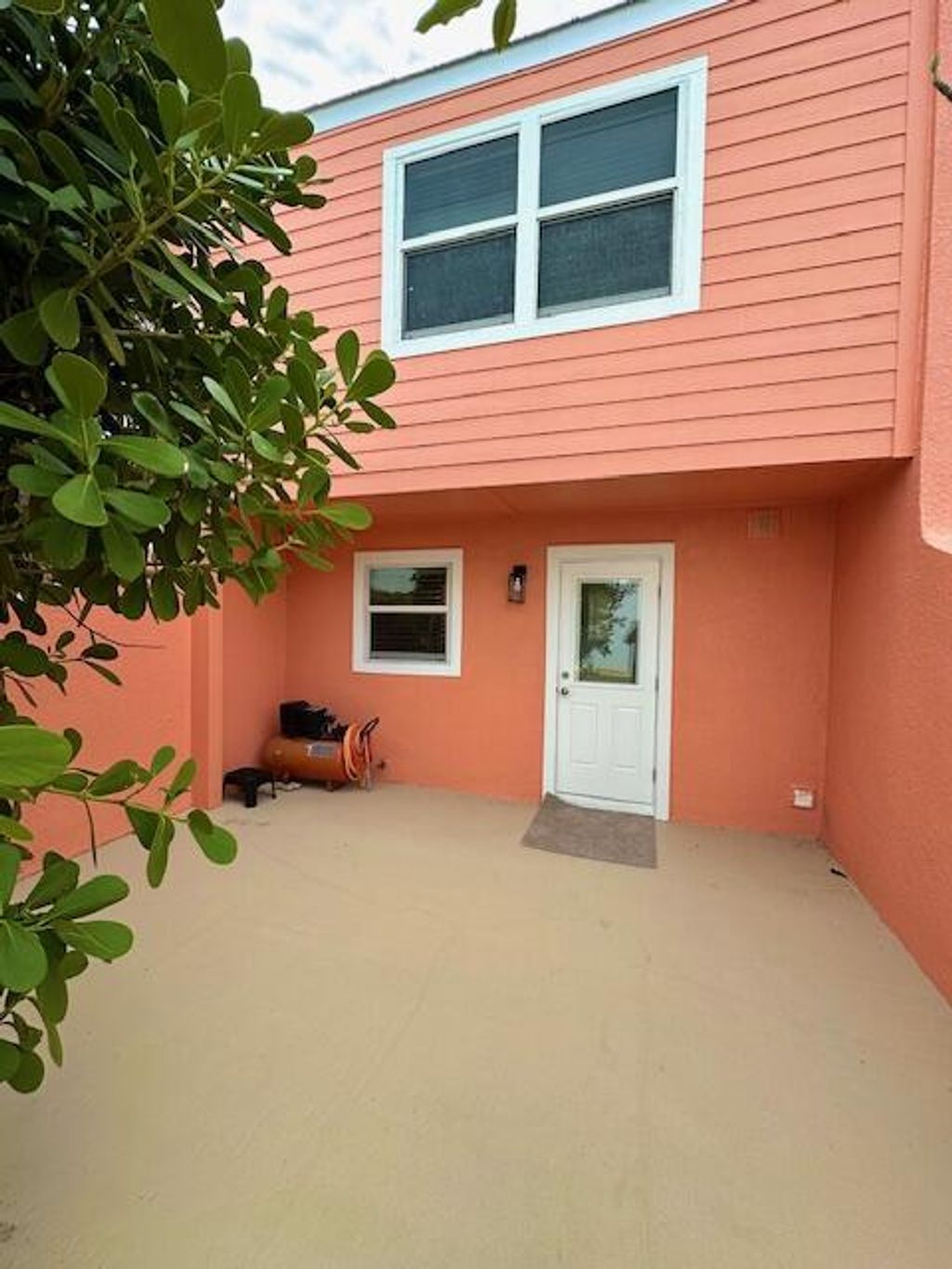 Photo of 1000 Shorewinds Drive #C, Fort Pierce, FL 34949 (MLS # R11063393)