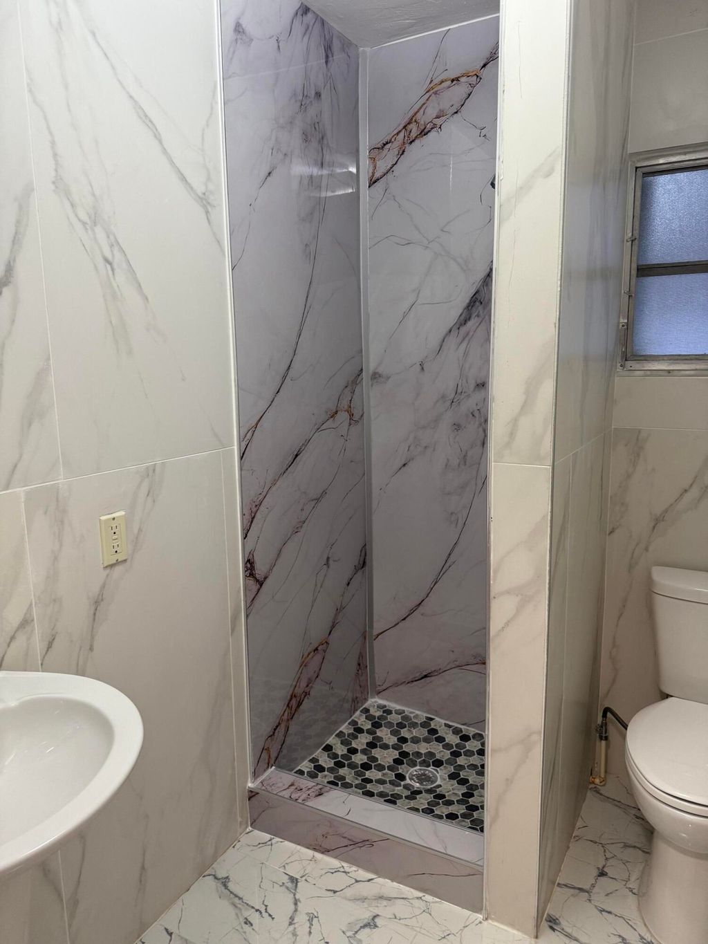 Photo of 415 SW 8th Street, Hallandale Beach, FL 33009 (MLS # B26018392)