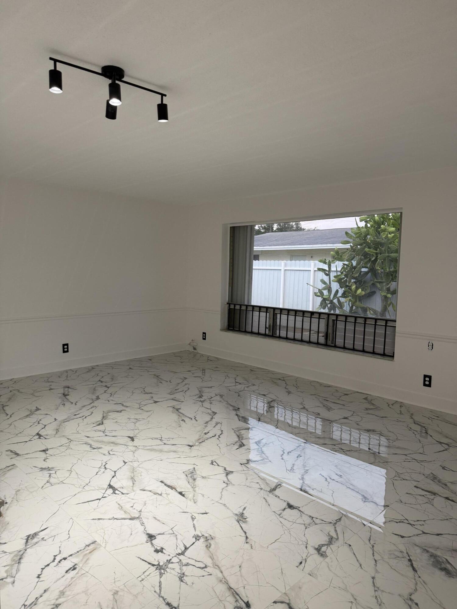 HAROLD ESTATES - Residential Lease