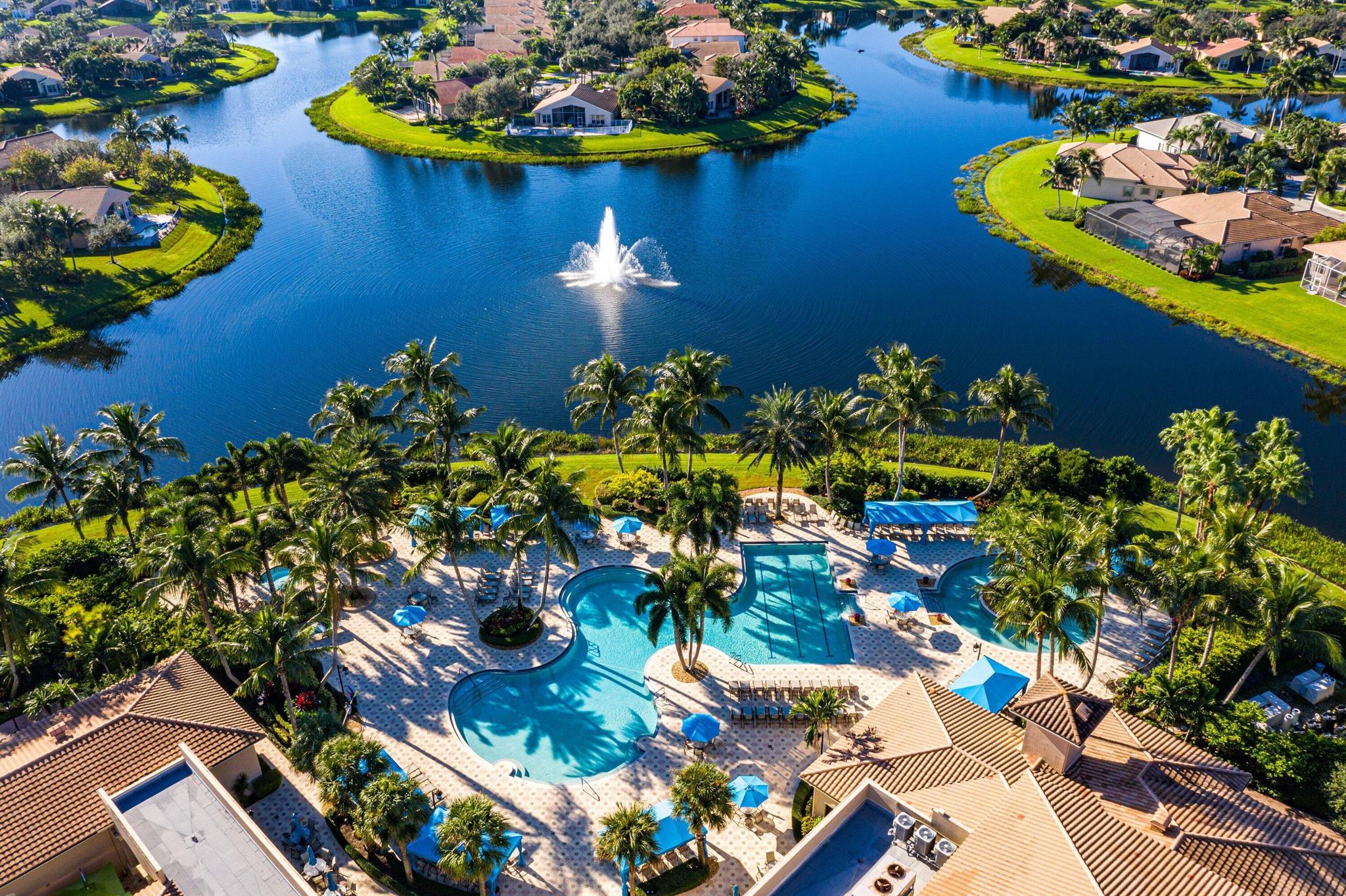 VALENCIA PALMS - Residential