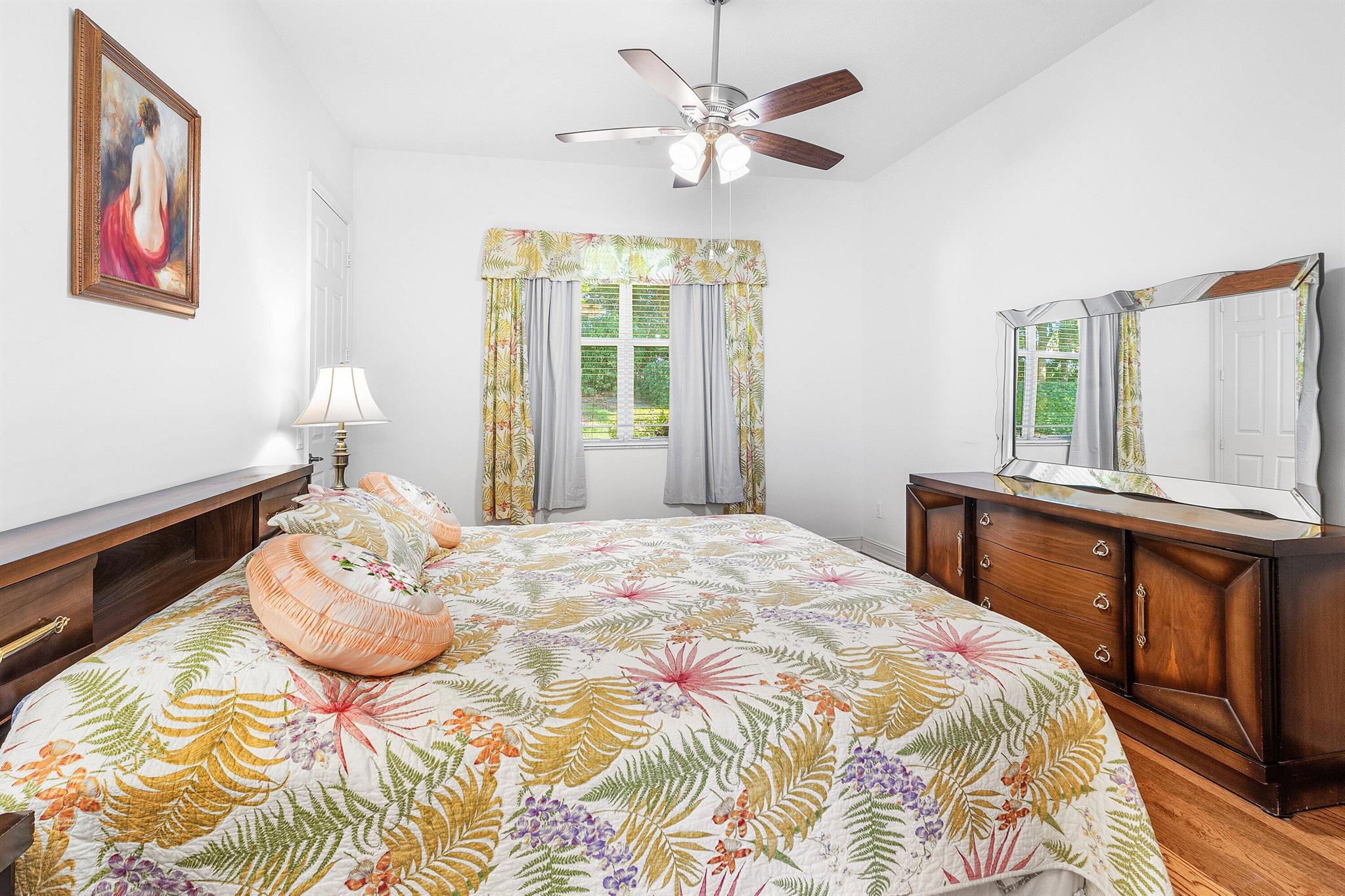 VALENCIA PALMS - Residential