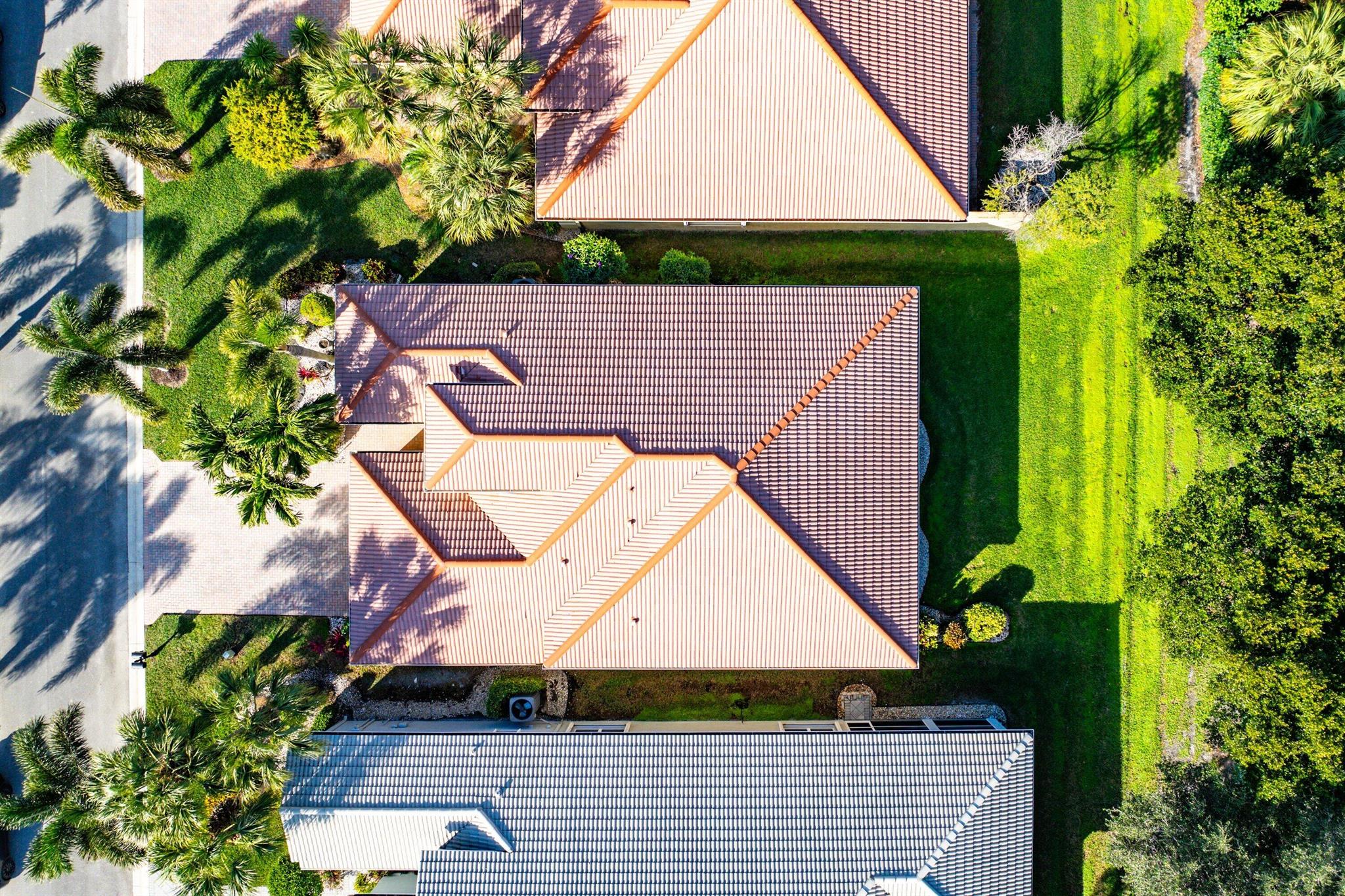 VALENCIA PALMS - Residential