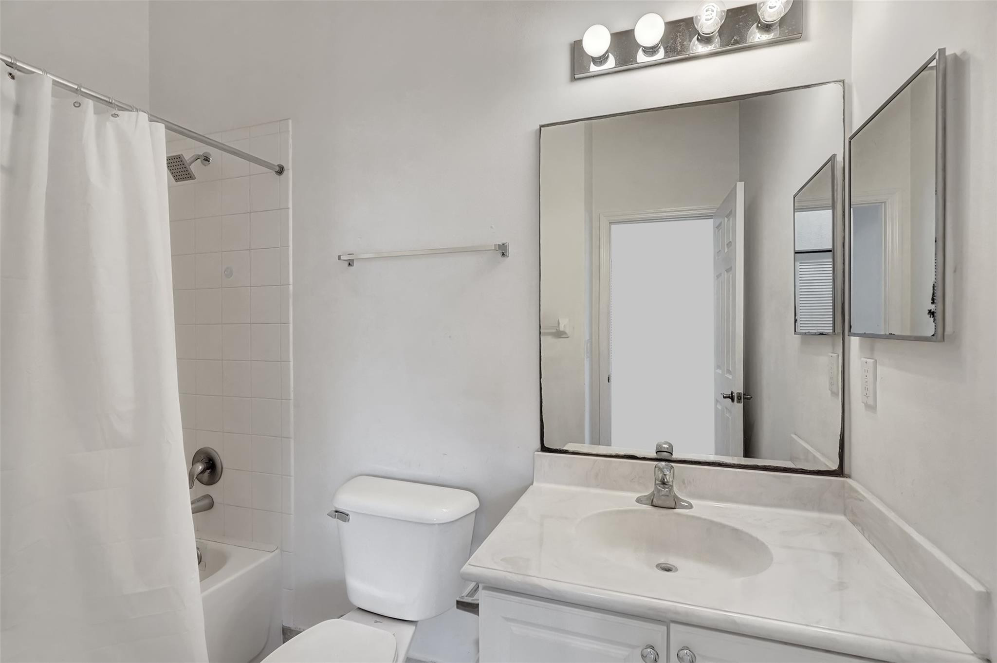 LEGENDS AT THE GARDENS CONDO - Residential