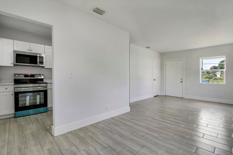 Tiny photo for 400 W 15TH Street, Riviera Beach, FL 33404 (MLS # B26083863)