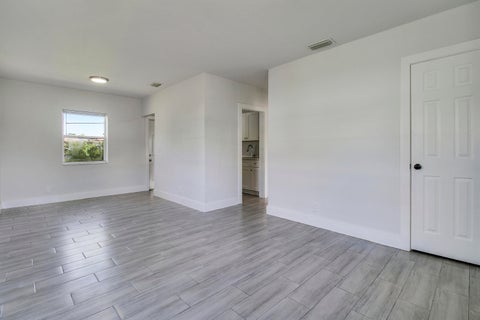 Tiny photo for 400 W 15TH Street, Riviera Beach, FL 33404 (MLS # B26083863)