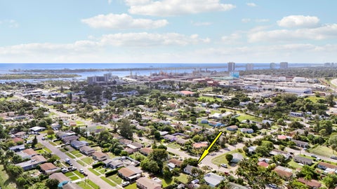 Tiny photo for 400 W 15TH Street, Riviera Beach, FL 33404 (MLS # B26083863)