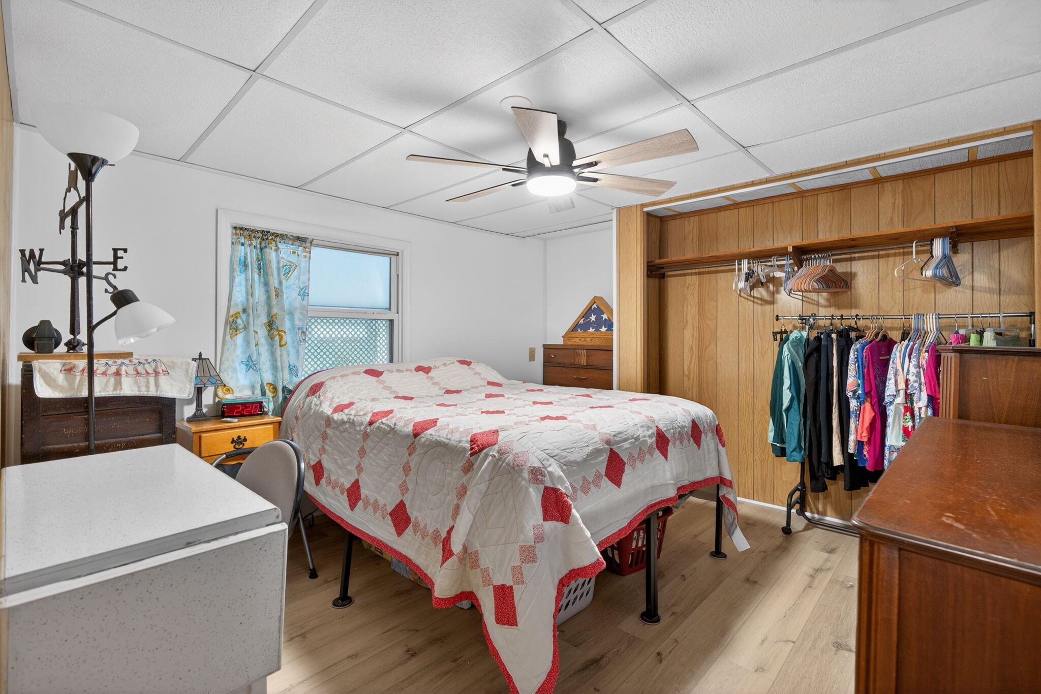 WOODBRIDGE MOBILE VILLAGE - Residential