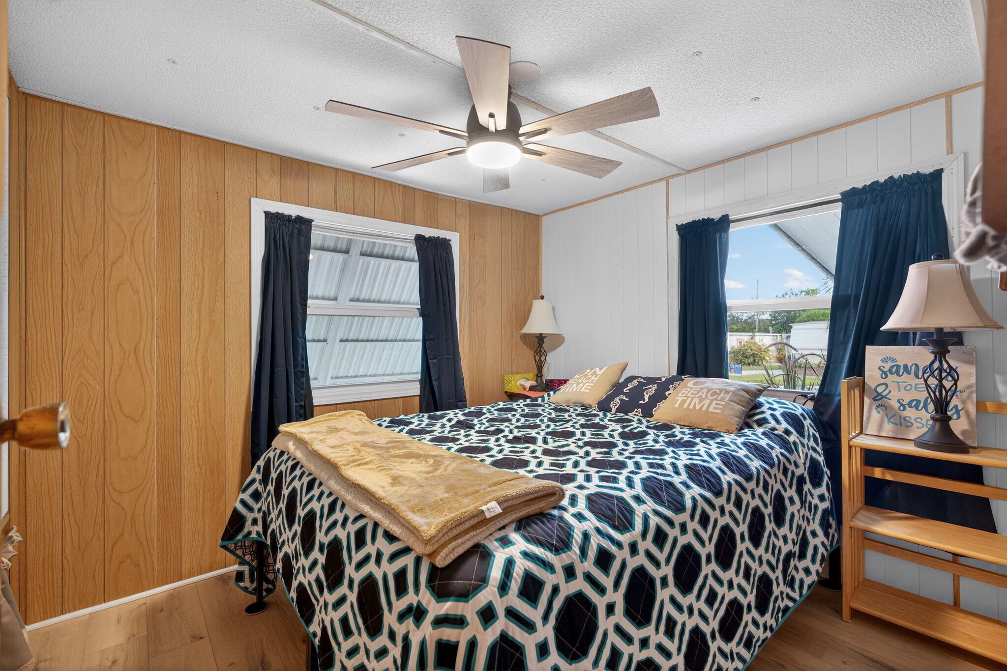 WOODBRIDGE MOBILE VILLAGE - Residential