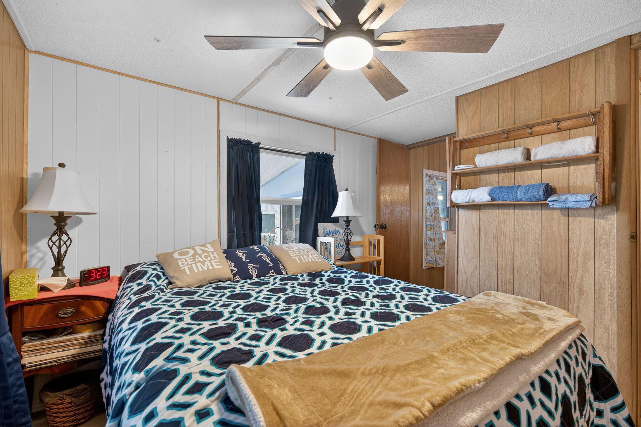 WOODBRIDGE MOBILE VILLAGE - Residential