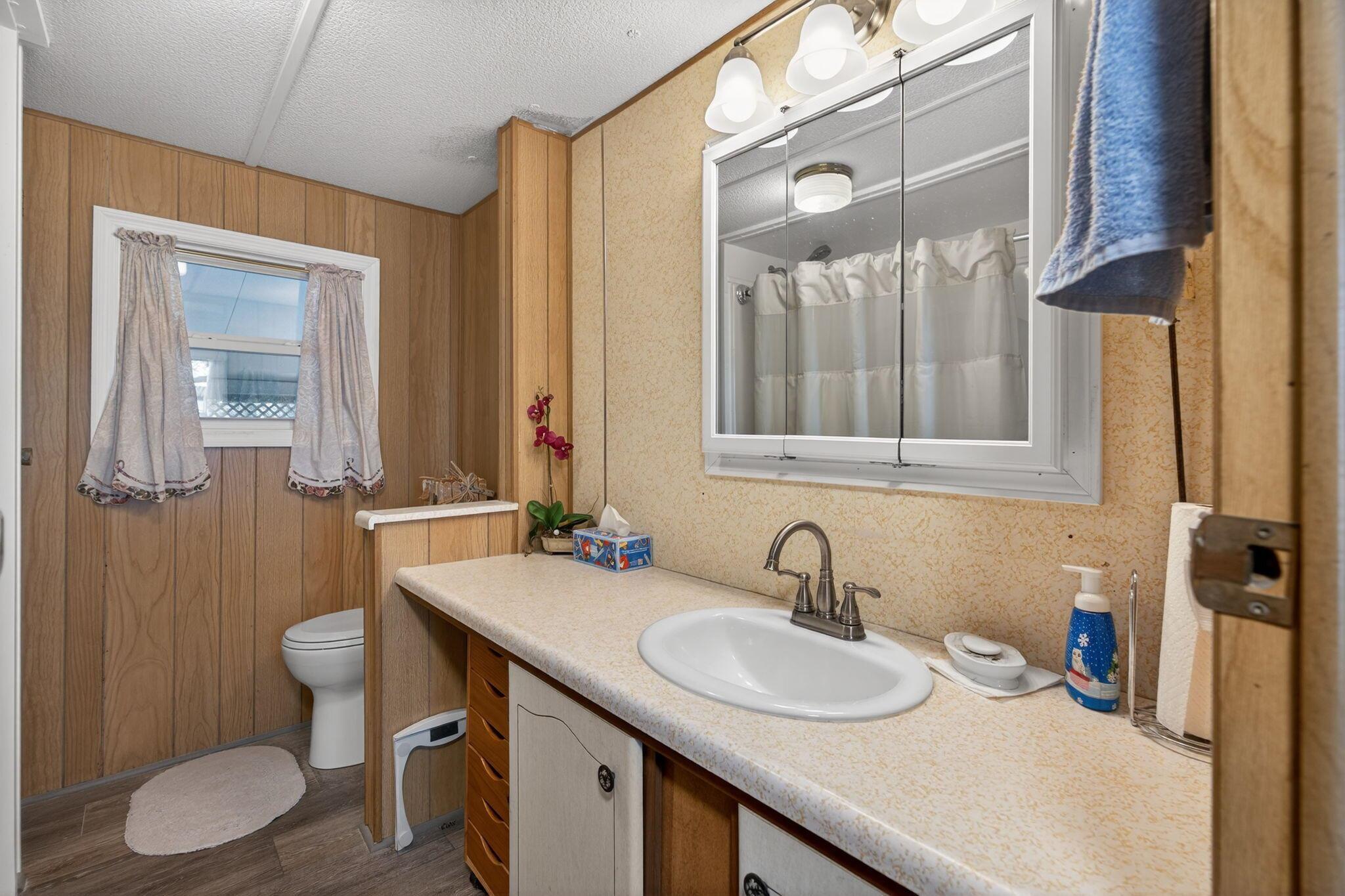 WOODBRIDGE MOBILE VILLAGE - Residential