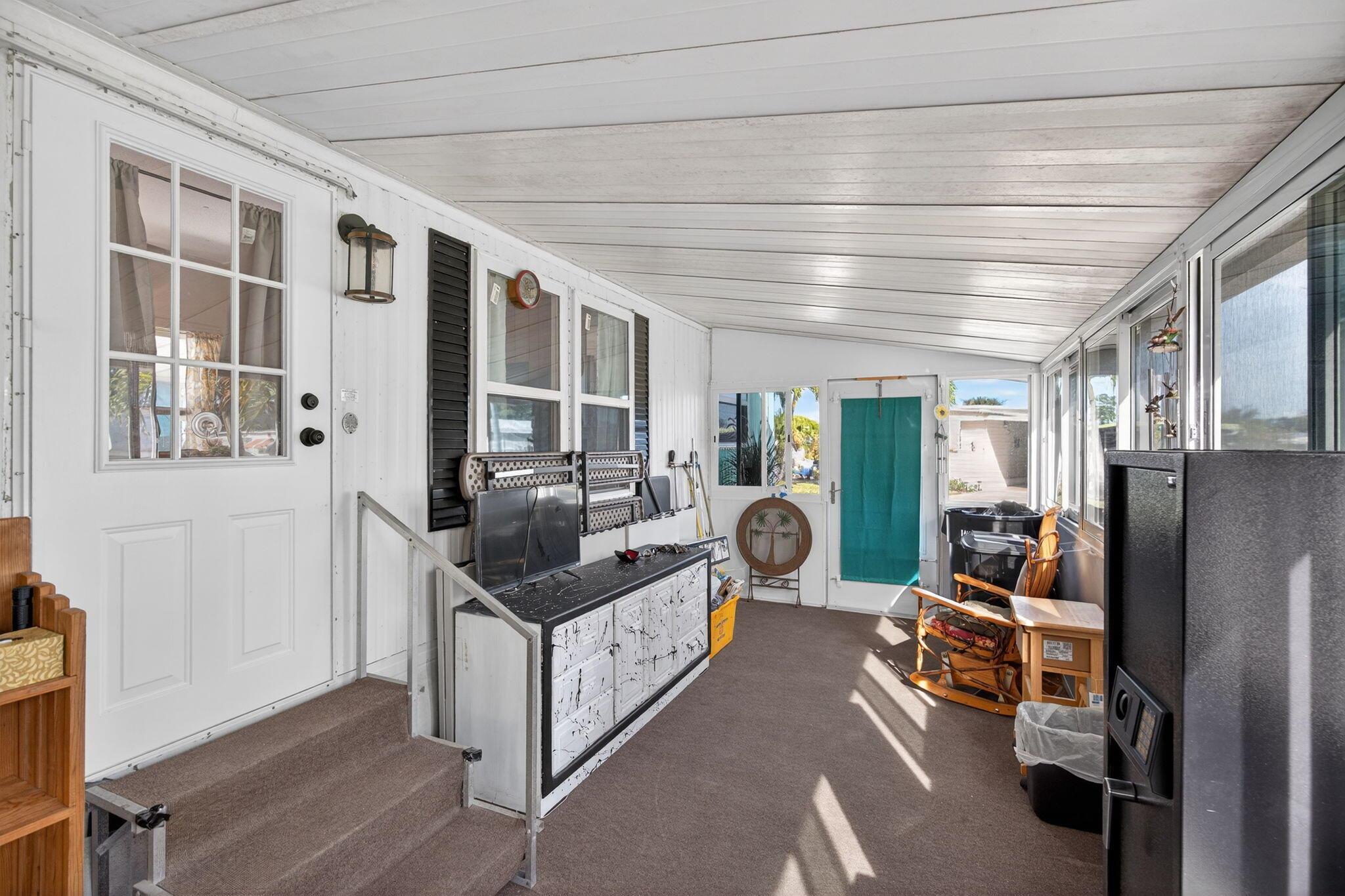 WOODBRIDGE MOBILE VILLAGE - Residential