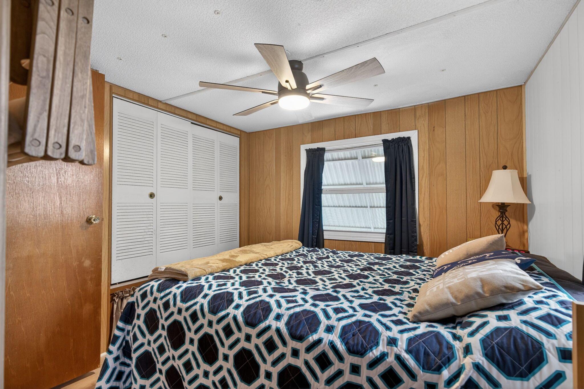 WOODBRIDGE MOBILE VILLAGE - Residential