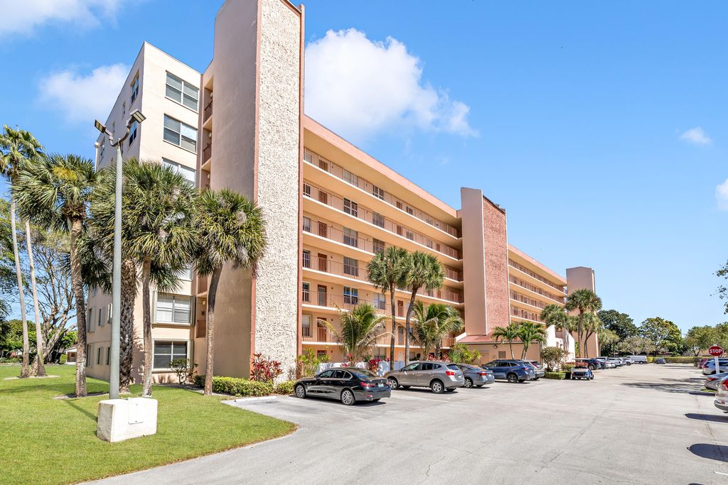 Photo of 14527 Bonaire Boulevard #203, Delray Beach, FL 33446 (MLS # R11125362)