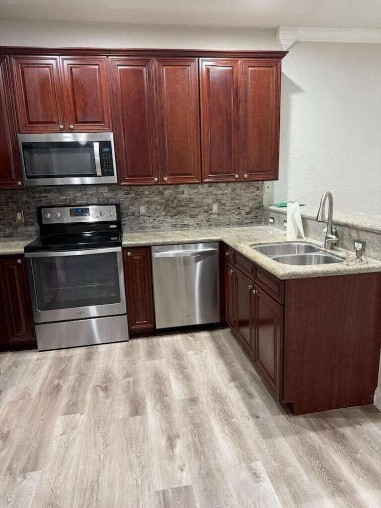 SANDPIPER COVE AT BOTANIC - Residential