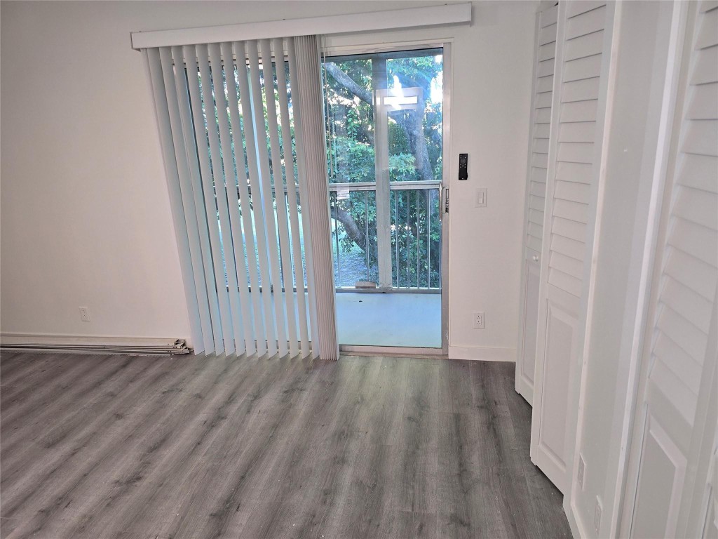 NEW HAMPTON AT CENTURY VI - Residential Lease