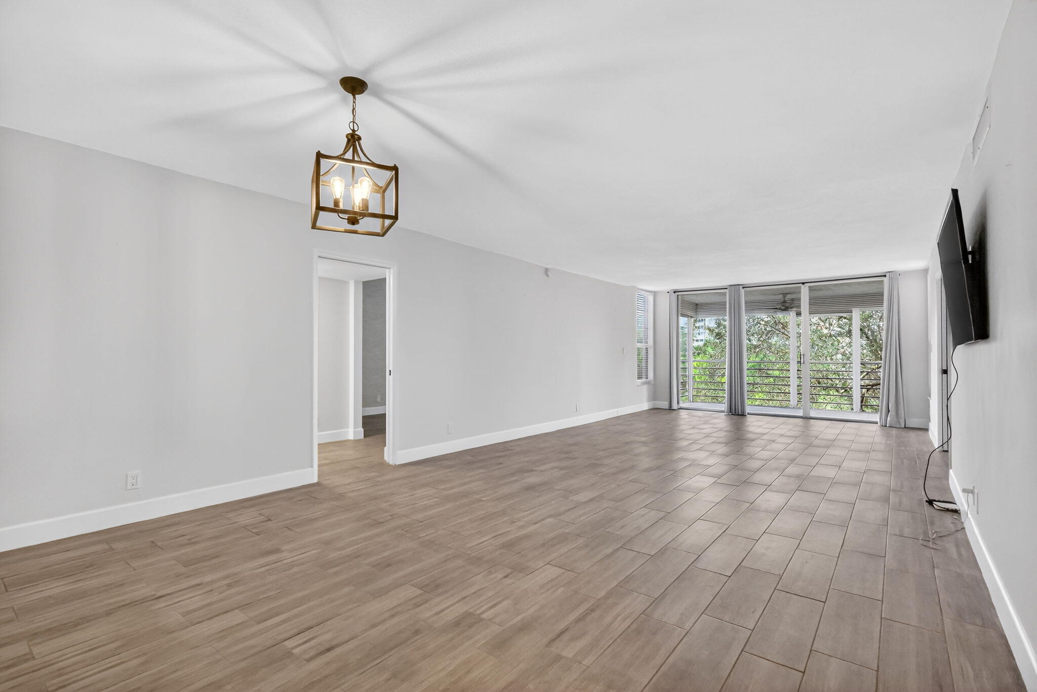 NO 68 PALM-AIRE COUNTRY CLUB - Residential