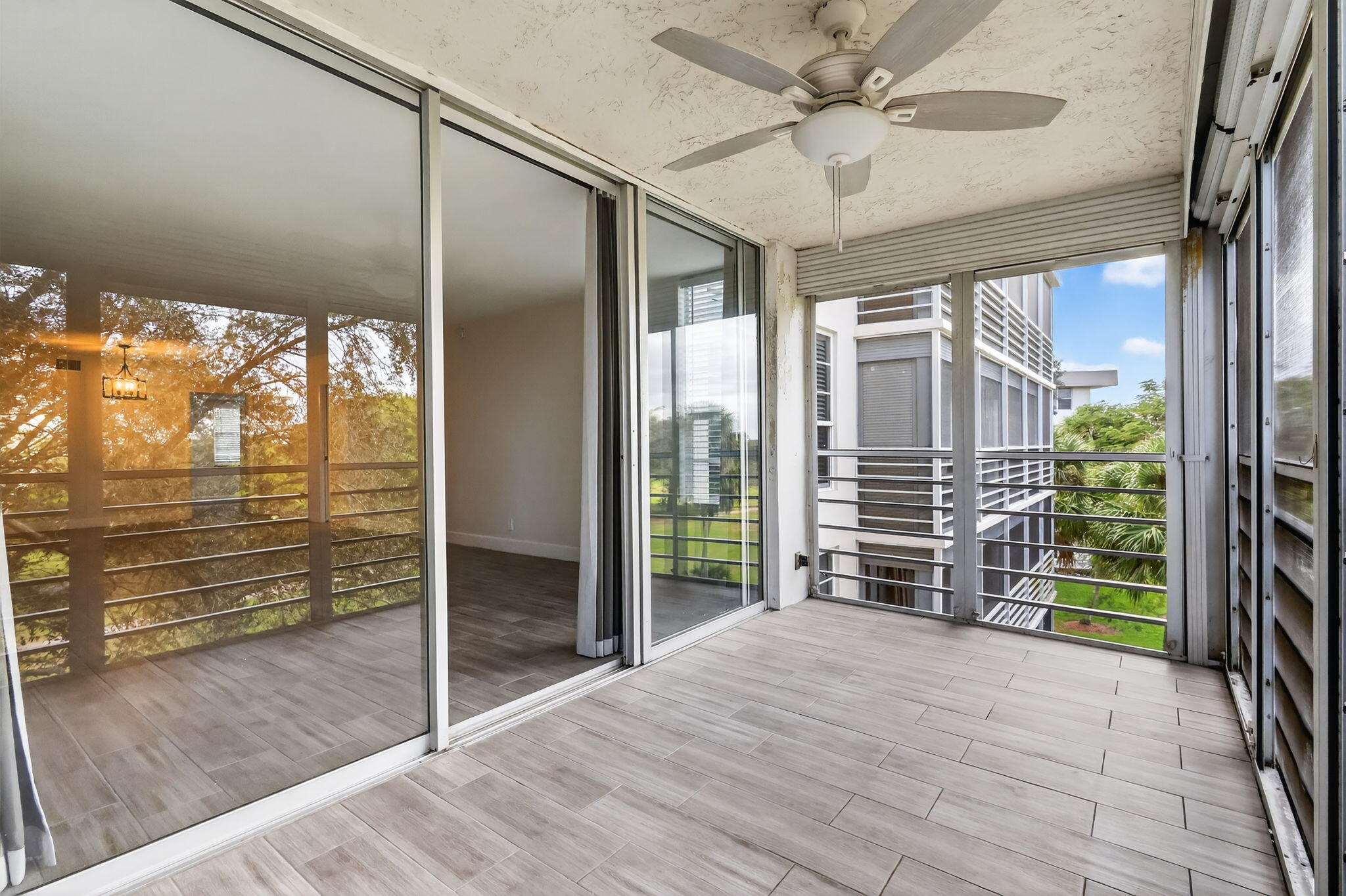 NO 68 PALM-AIRE COUNTRY CLUB - Residential