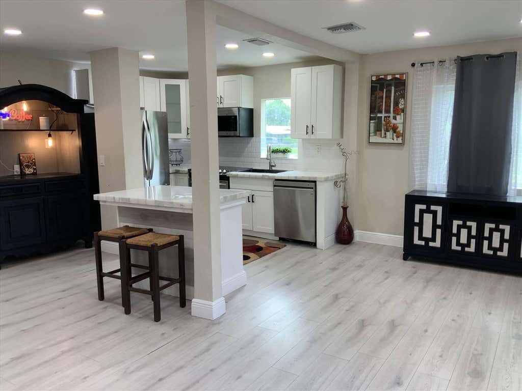 Photo of 2161 NW 29TH Avenue, Fort Lauderdale, FL 33311 (MLS # B26061013)