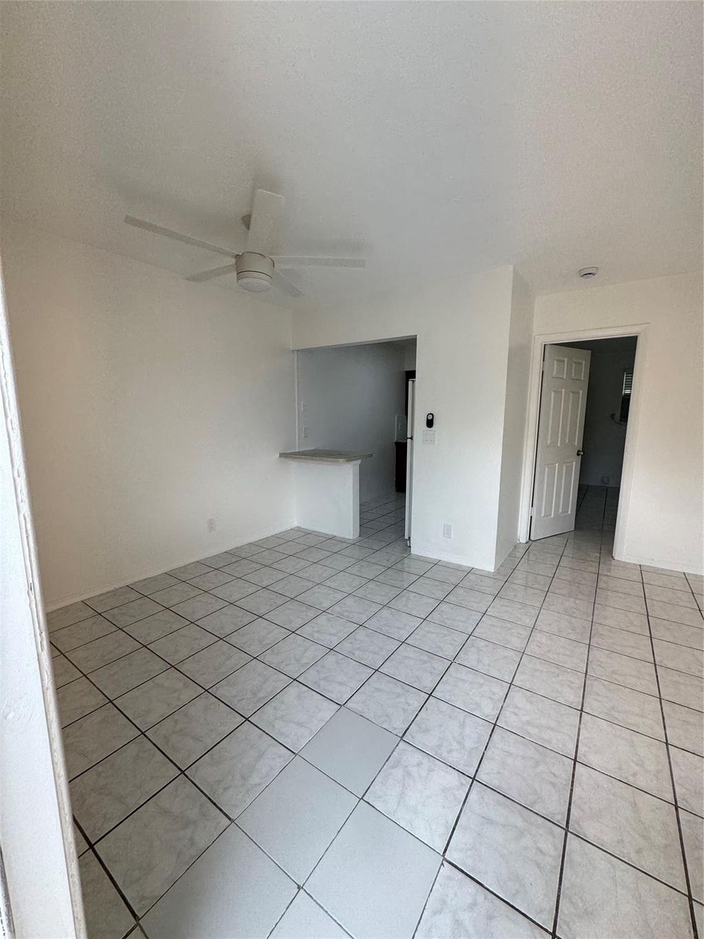 Photo of 500 Nathan Hale Road #1, West Palm Beach, FL 33405 (MLS # F10526091)