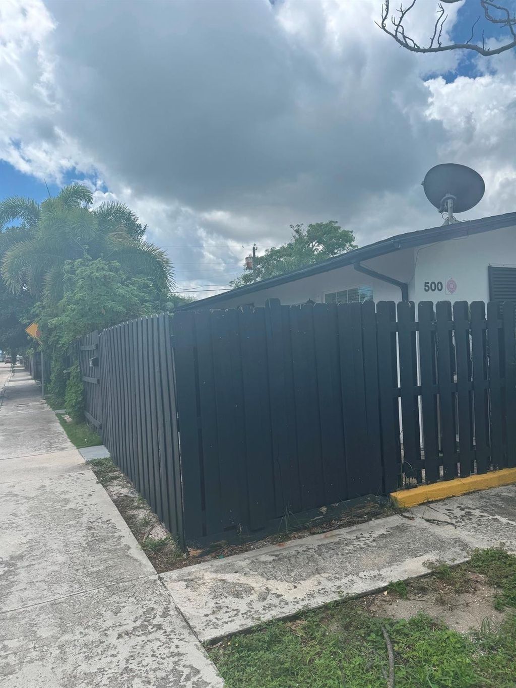 Photo of 500 Nathan Hale Road #1, West Palm Beach, FL 33405 (MLS # F10526091)