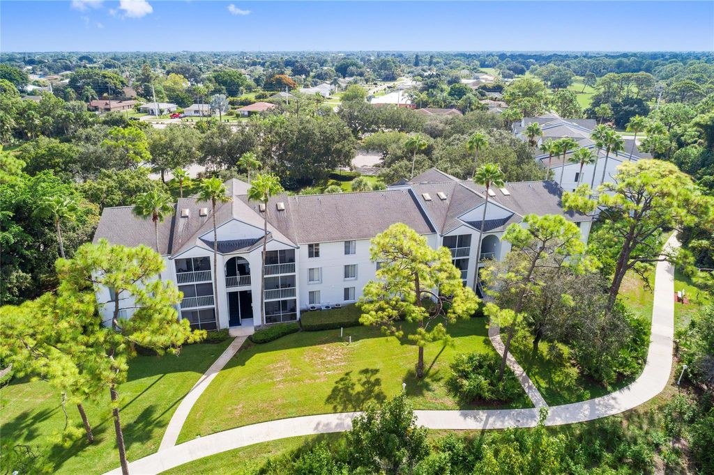 Photo of 2502 SE Anchorage Cv #C-2, Port Saint Lucie, FL 34952 (MLS # F10533142)