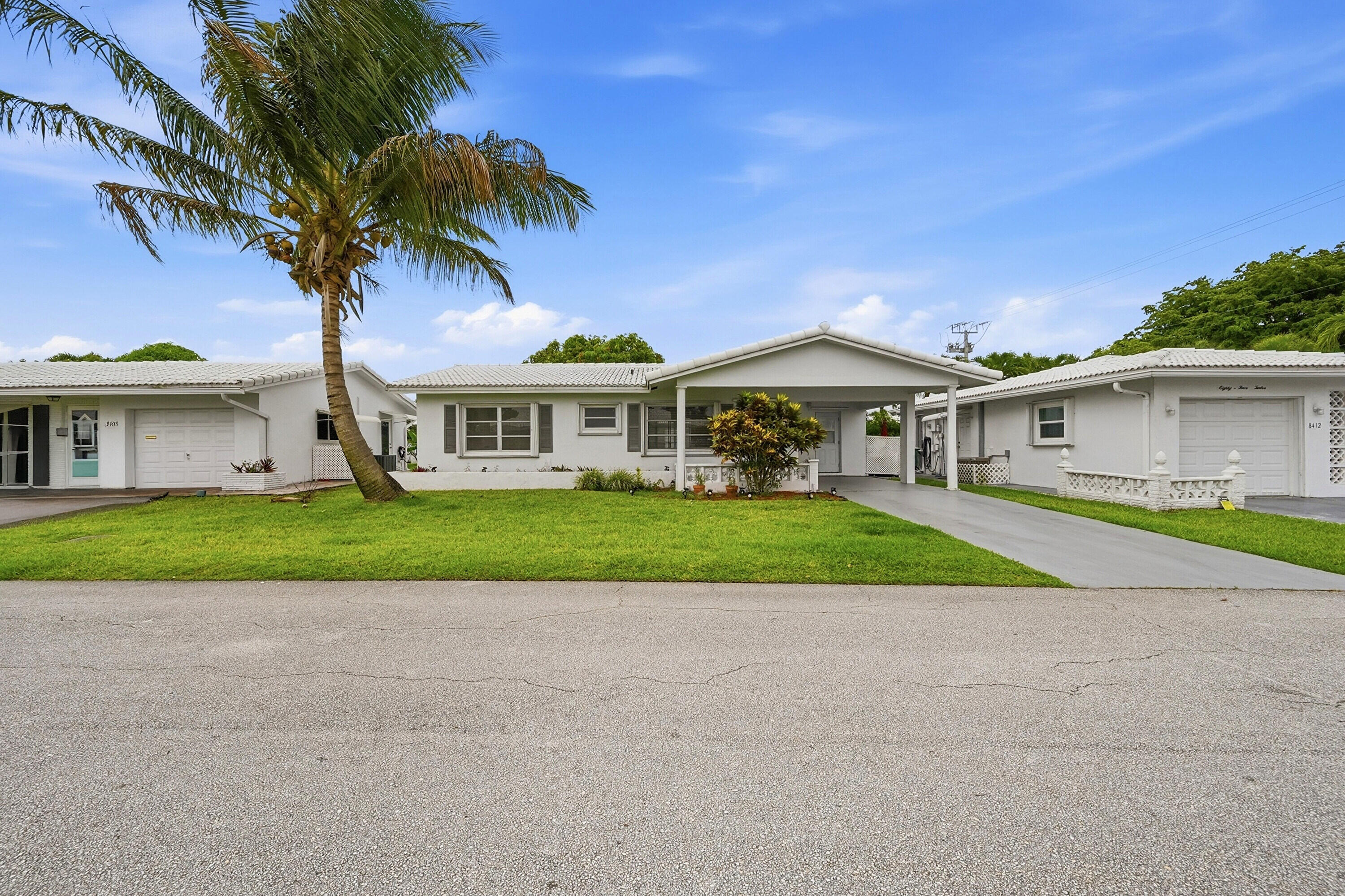 8410 NW 59th Place