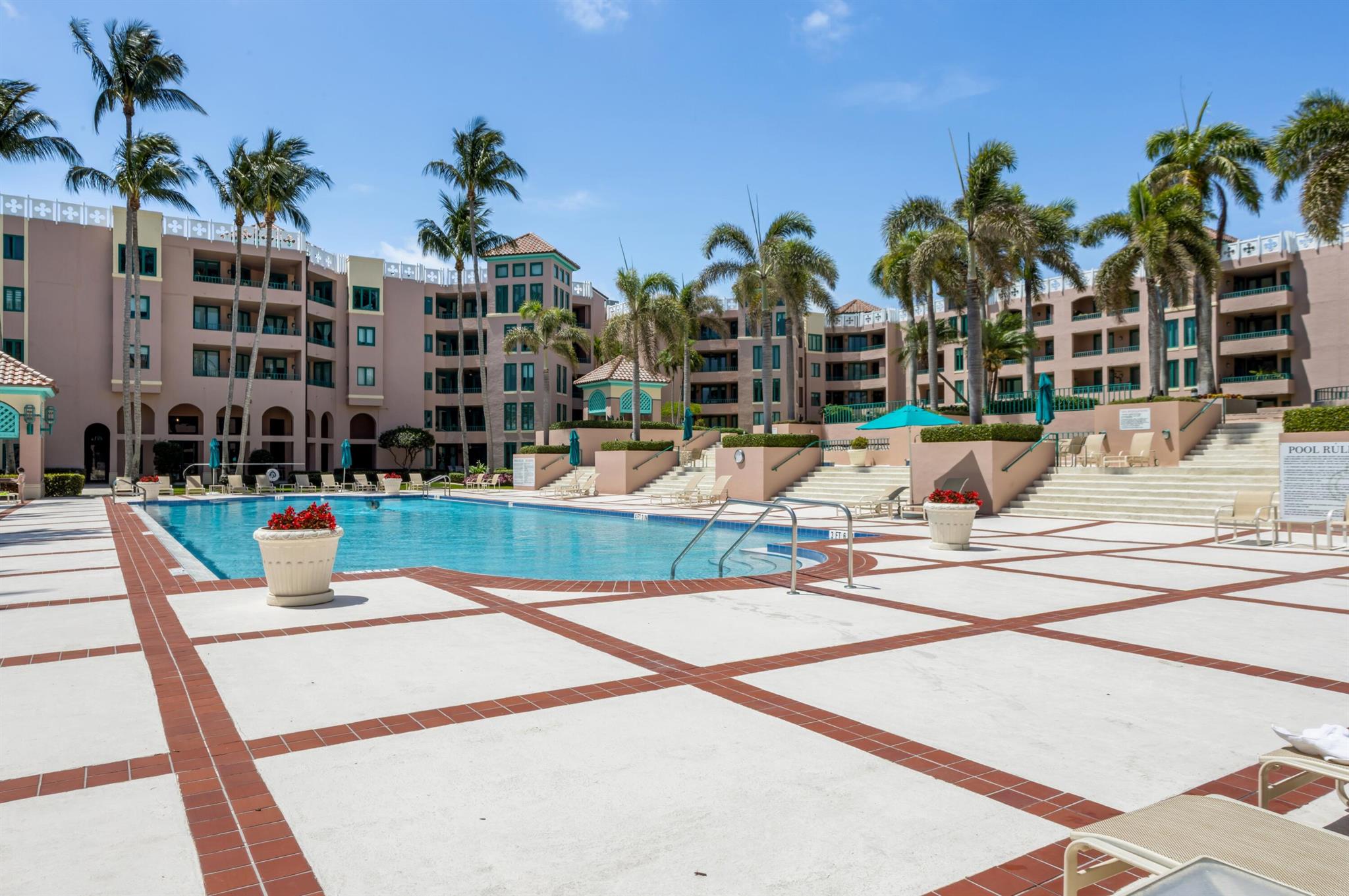 MIZNER COURT CONDO - Residential