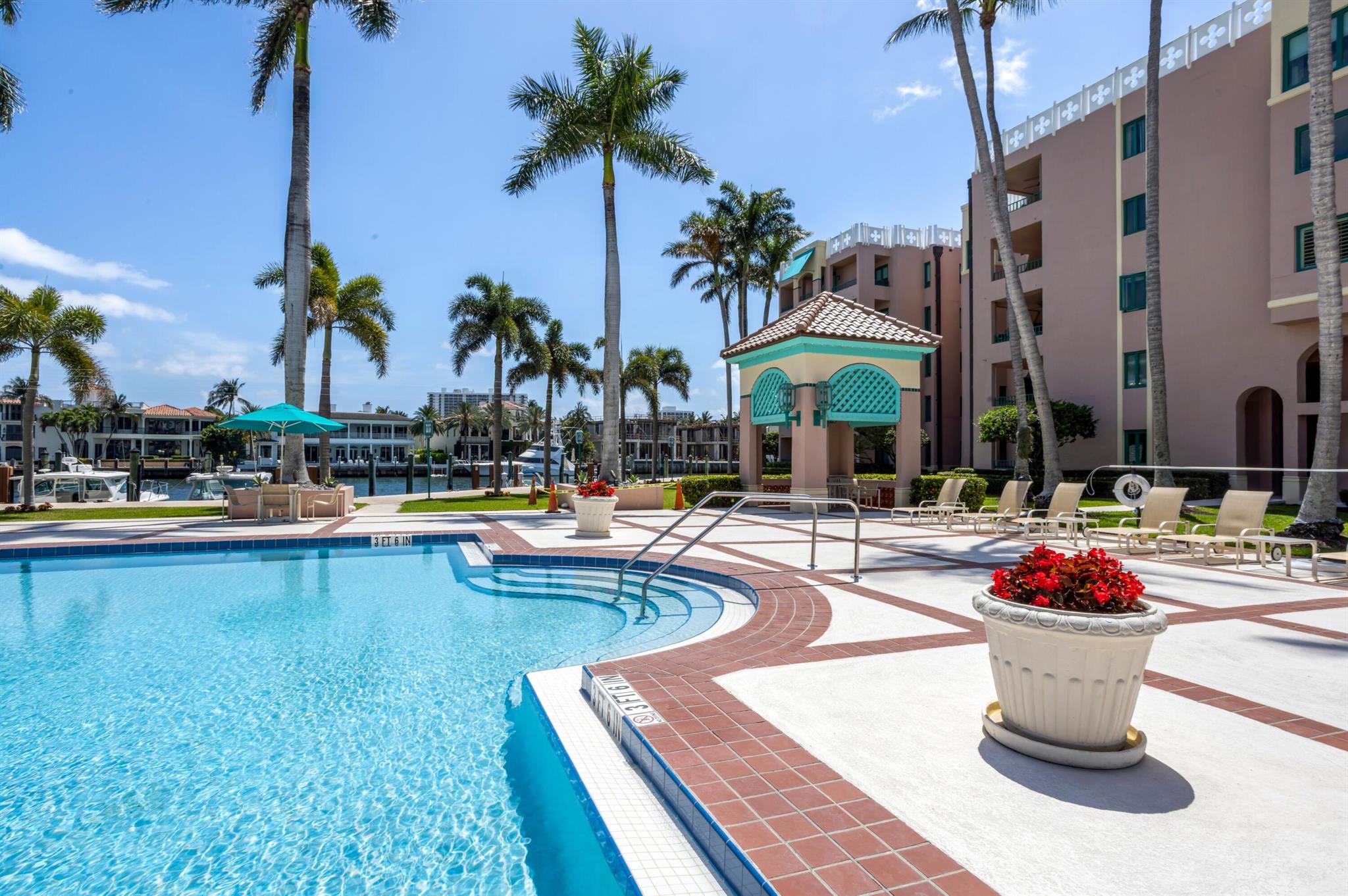 MIZNER COURT CONDO - Residential