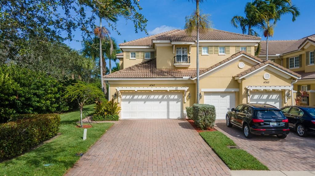 Photo of 4747 Cadiz Circle, Palm Beach Gardens, FL 33418 (MLS # R10756042)