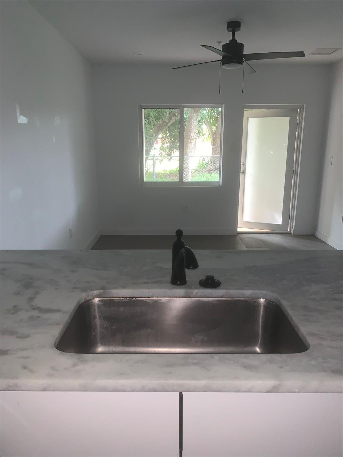 Ft Lauderdale Land & Dev - Residential Lease