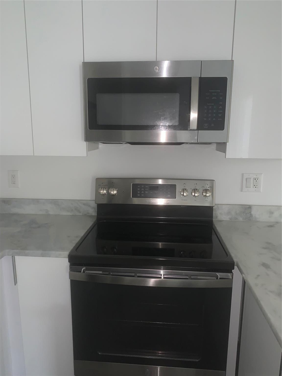 Ft Lauderdale Land & Dev - Residential Lease