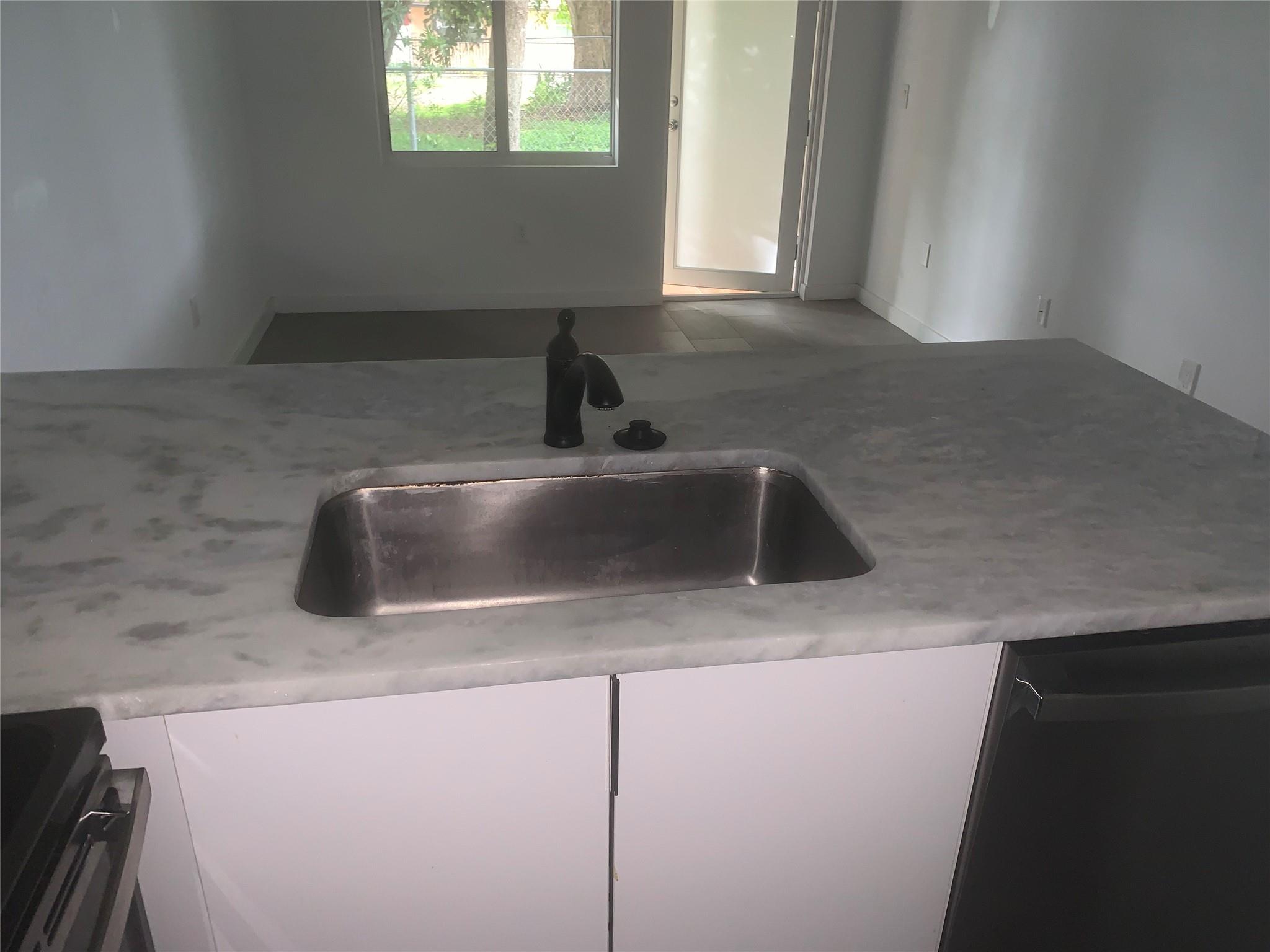 Ft Lauderdale Land & Dev - Residential Lease