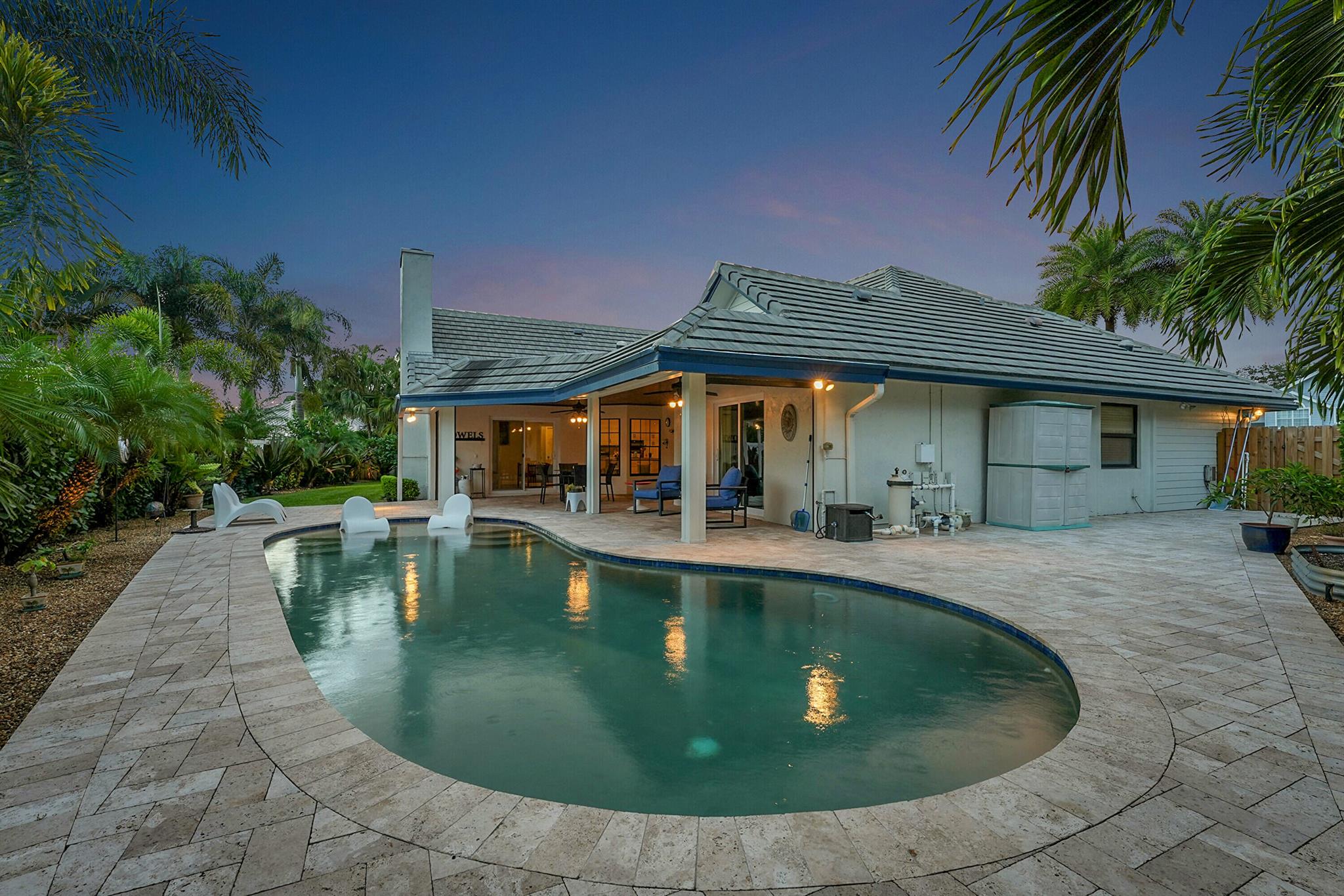 FRENCHMENS LANDING 2 - Residential