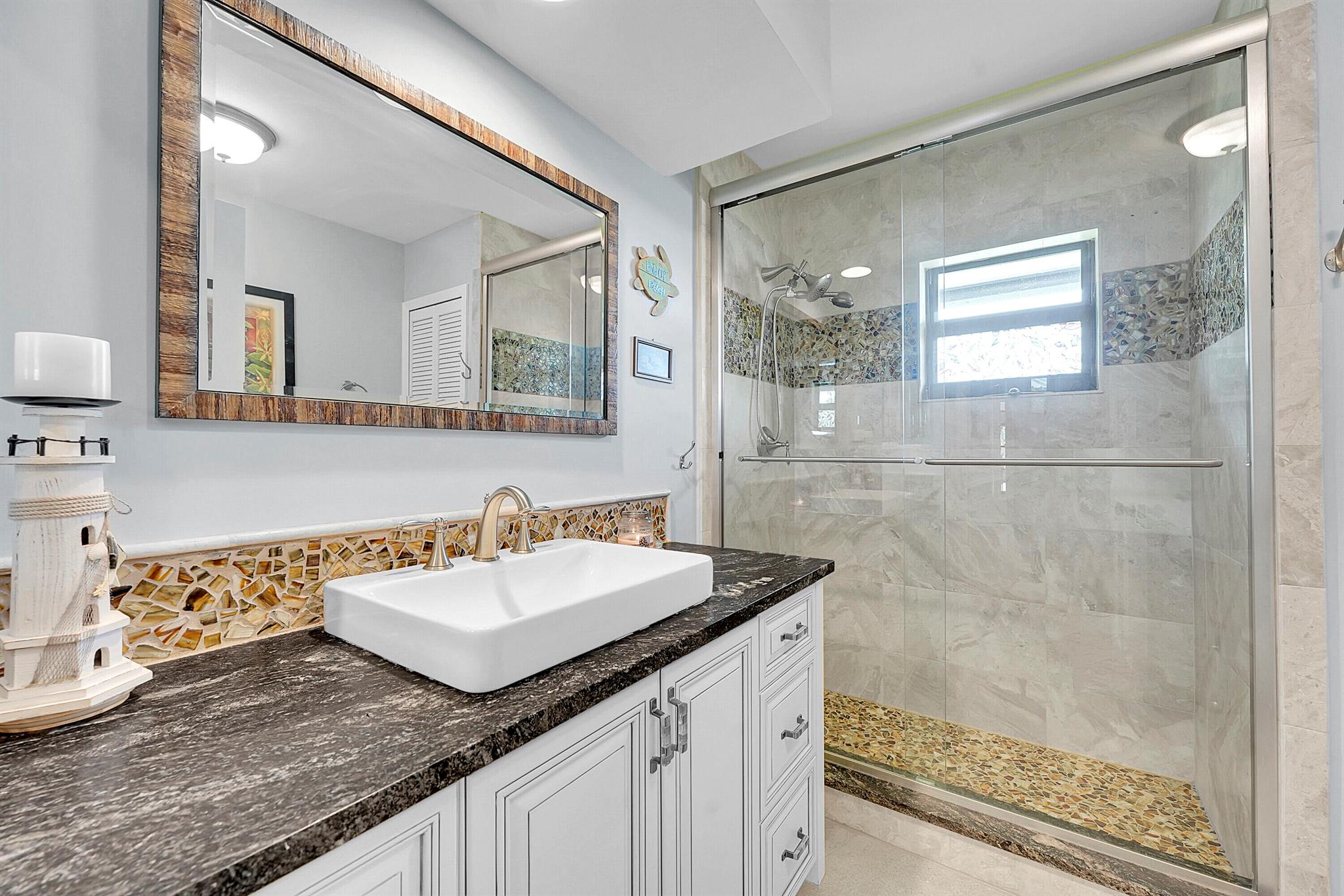 FRENCHMENS LANDING 2 - Residential