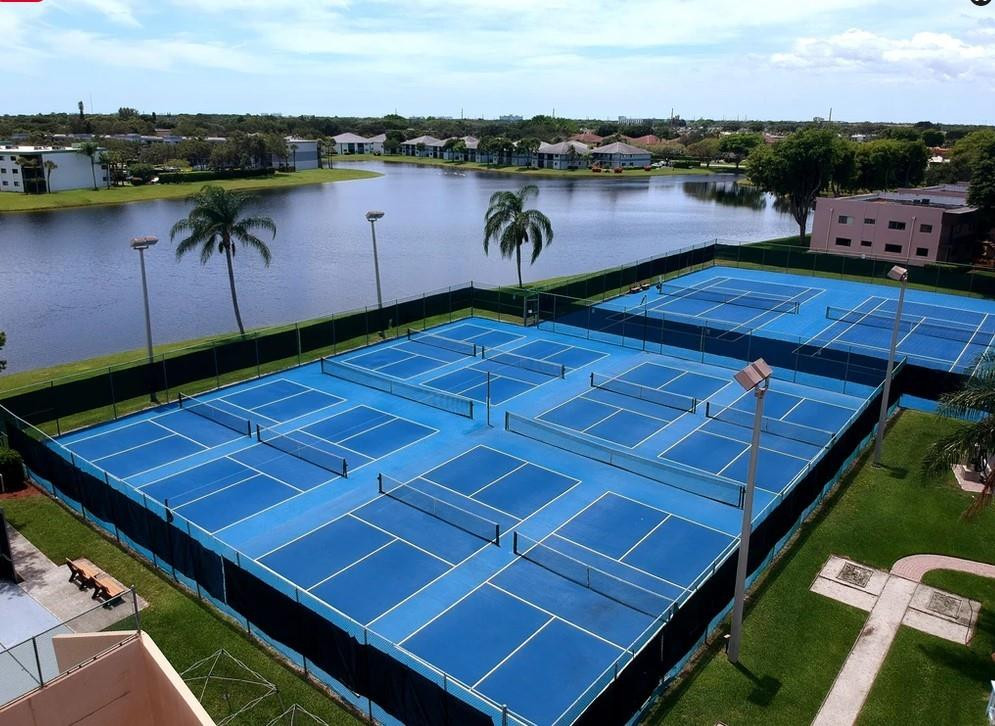 Lakes of Delray - Residential