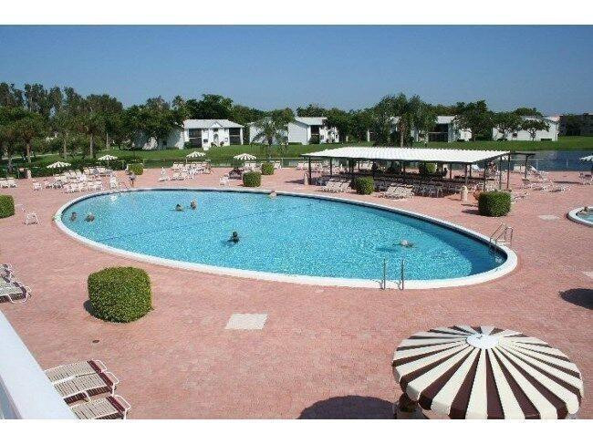 Lakes of Delray - Residential