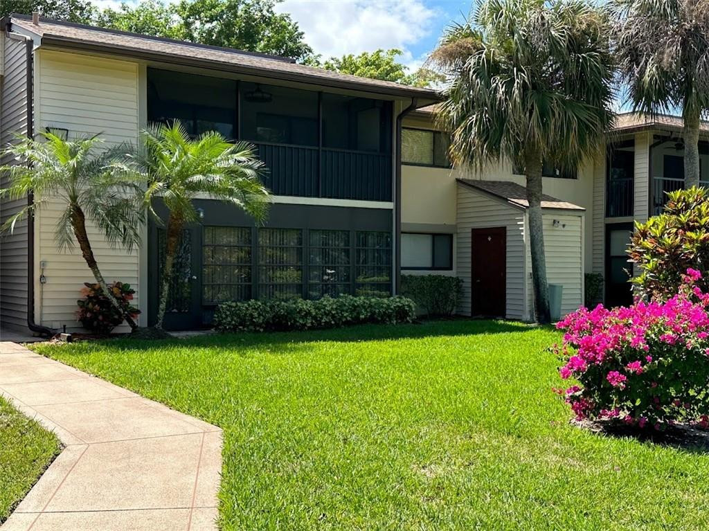 Lakes of Delray - Residential
