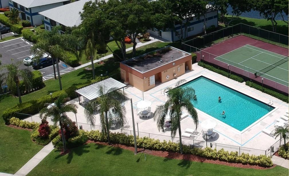 Lakes of Delray - Residential