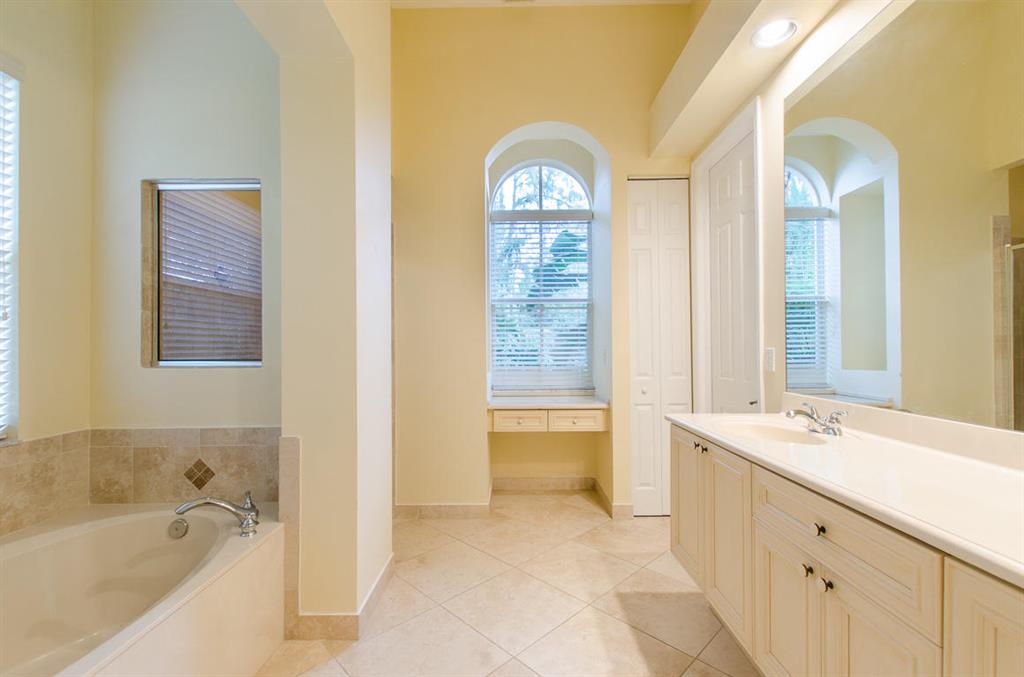 CYPRESS LAKES PRESERVE - Residential