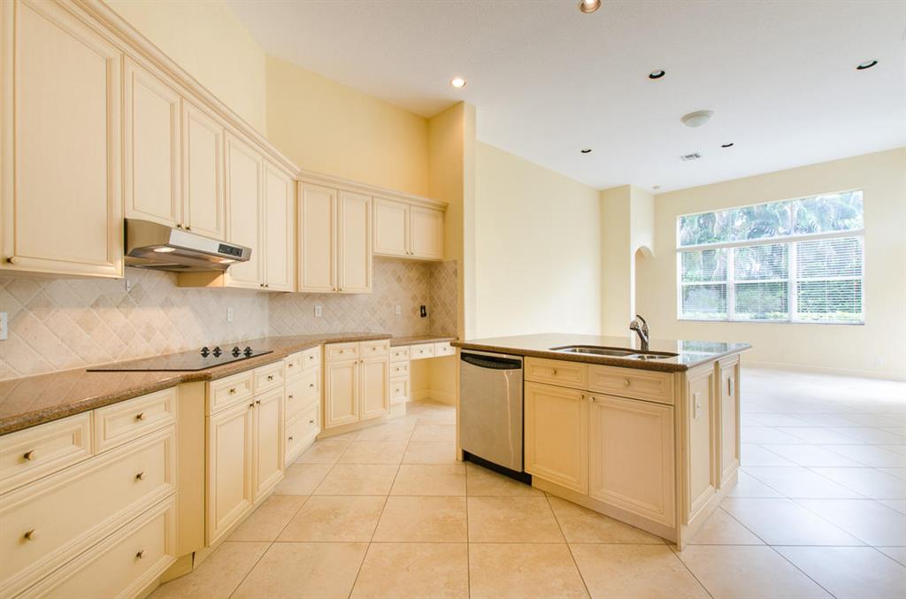 CYPRESS LAKES PRESERVE - Residential