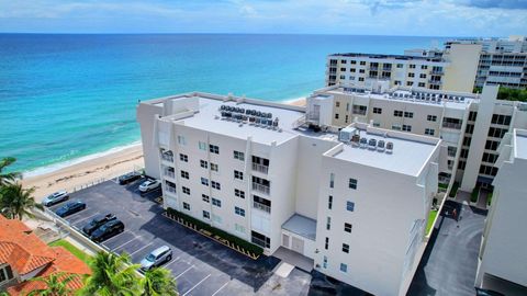 A home in South Palm Beach